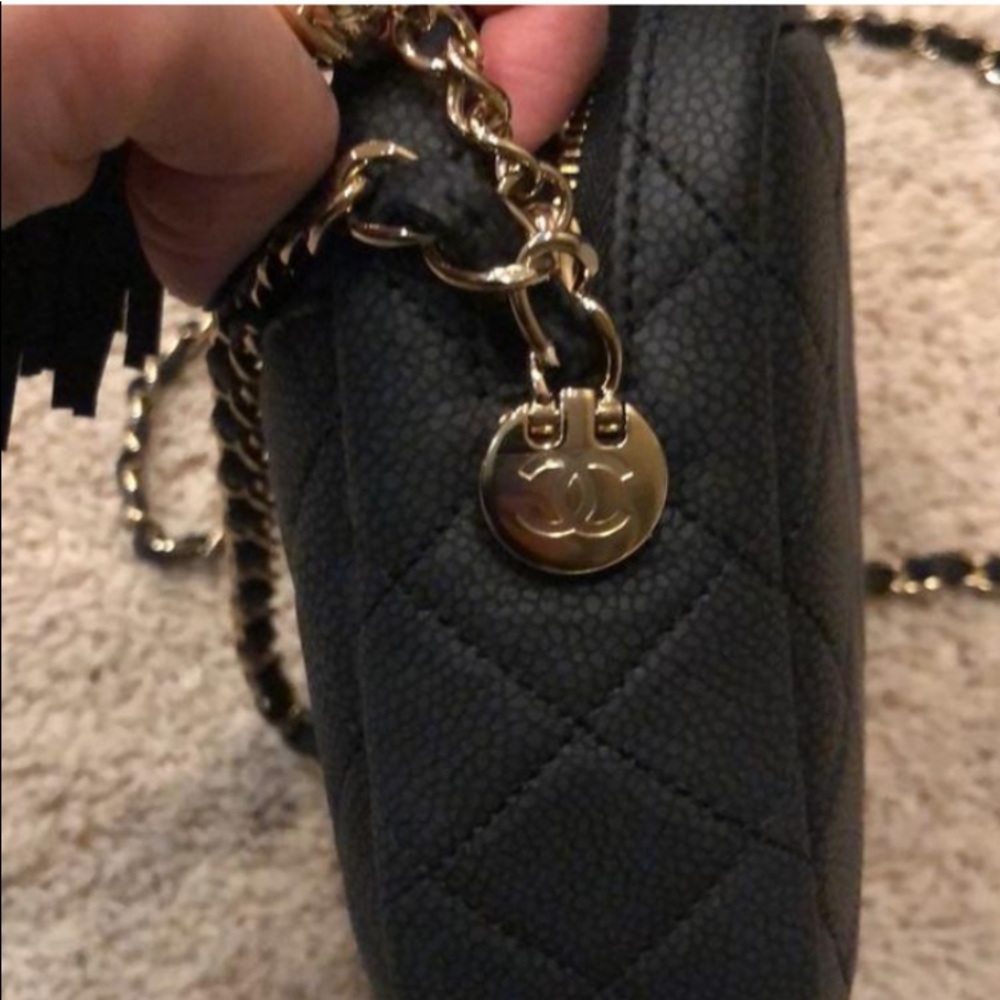 ❌❌SOLD❌❌  Chanel Camera Crossbody Handbag - Picture 7 of 8